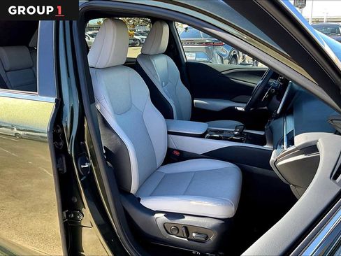 Certified 2025 Lexus RX 350 Premium Plus image 7