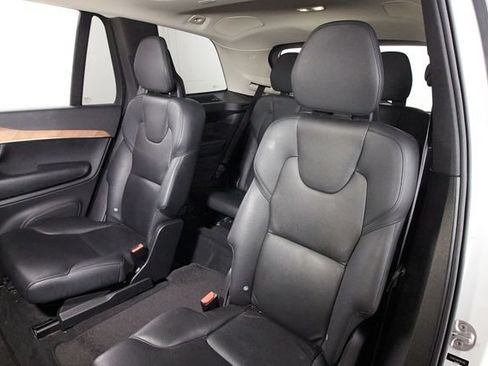 Certified 2023 Volvo XC90 B6 Plus AWD/4WD image 20