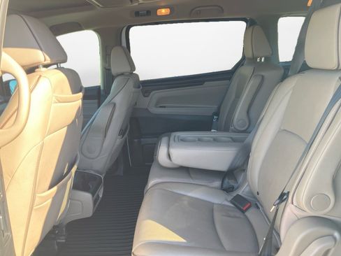 Certified 2024 Honda Odyssey Elite image 13