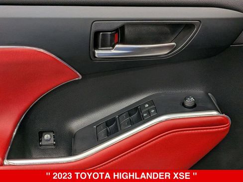 Used 2023 Toyota Highlander XSE AWD/4WD image 15