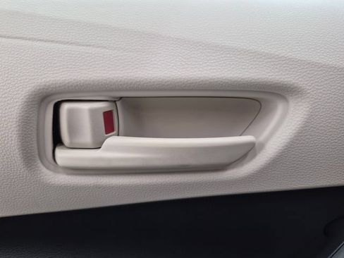 Used 2026 Toyota Corolla LE FWD image 42