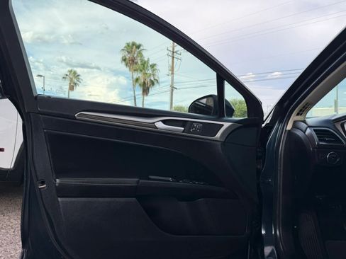 Used 2020 Ford Fusion SEL FWD image 35