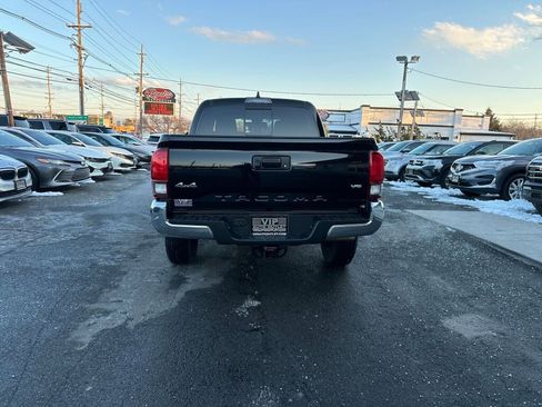 Used 2023 Toyota Tacoma SR5 image 6