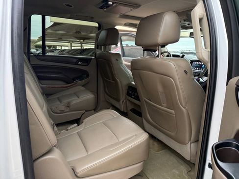 Used 2016 Chevrolet Suburban LTZ AWD/4WD image 17