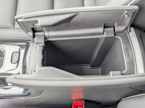 Used 2023 Buick Envision Essence image 27