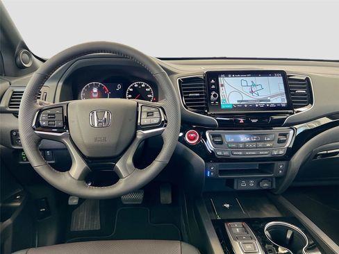 New 2026 Honda Ridgeline Black Edition image 2