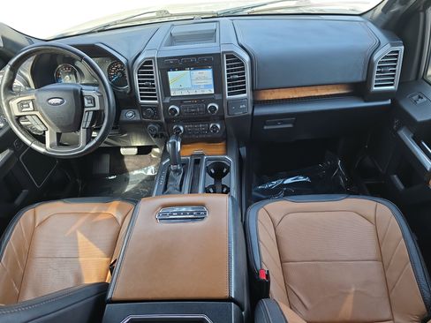 Used 2017 Ford F150 Limited w/ Trailer Tow Package image 9