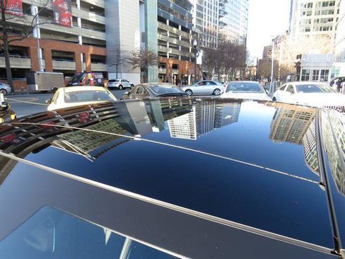 Used 2025 Mercedes-Benz E 350 4MATIC Sedan image 22