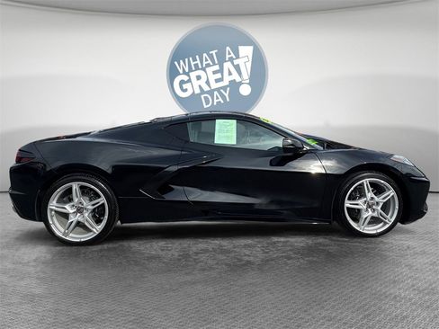 Used 2024 Chevrolet Corvette Stingray Coupe w/ 1LT image 2