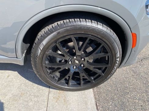 Used 2022 Dodge Durango R/T image 17