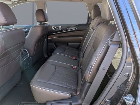 Used 2019 INFINITI QX60 Luxe w/ Sensory Package image 16