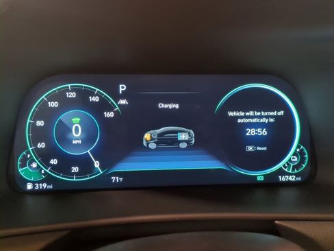 Certified 2023 Hyundai Sonata Limited FWD image 21