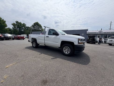 Used 2017 Chevrolet Silverado 1500 W/T w/ Trailering Package AWD/4WD image 11