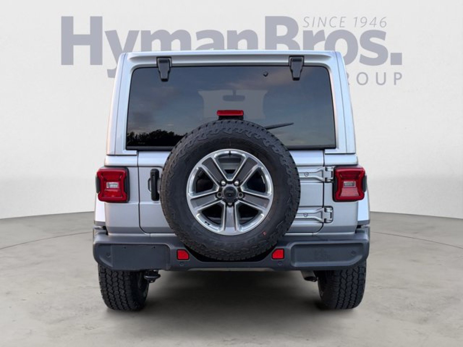 Used 2021 Jeep Wrangler Unlimited Sahara AWD/4WD image 4