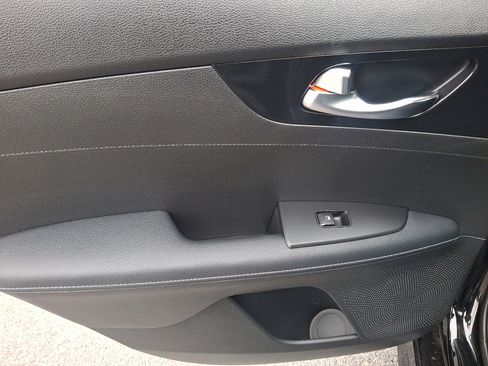 Used 2022 Kia Forte GT-Line image 19