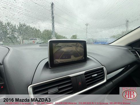 Used 2016 MAZDA MAZDA3 i Sport FWD image 24
