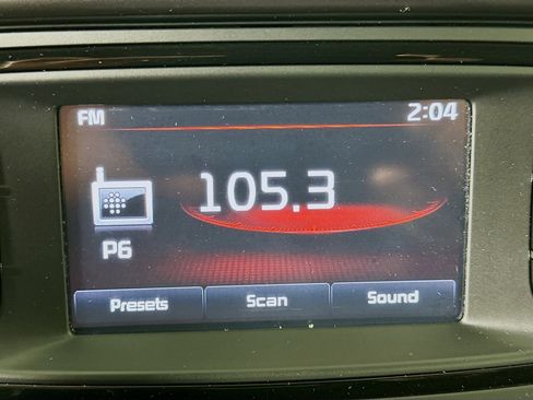 Used 2016 Kia Sorento LX w/ LX Convenience Package image 21