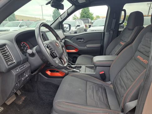 Used 2023 Nissan Frontier PRO-4X w/ Pro Convenience Package AWD/4WD image 16