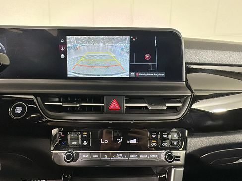 Used 2024 Kia Seltos S AWD/4WD image 28