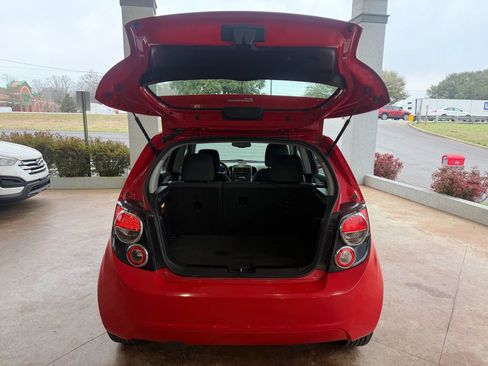 Used 2014 Chevrolet Sonic LT FWD image 20