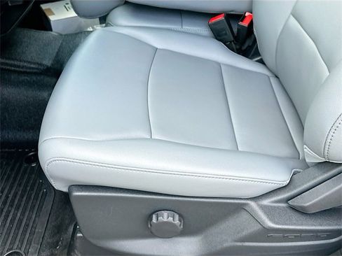 New 2025 Ford F550 4x4 Crew Cab image 12