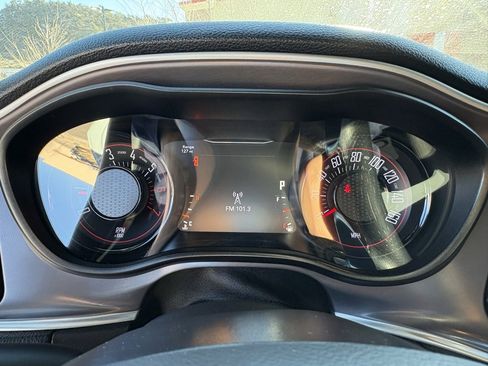 Used 2019 Dodge Challenger R/T w/ Driver Convenience Group image 16