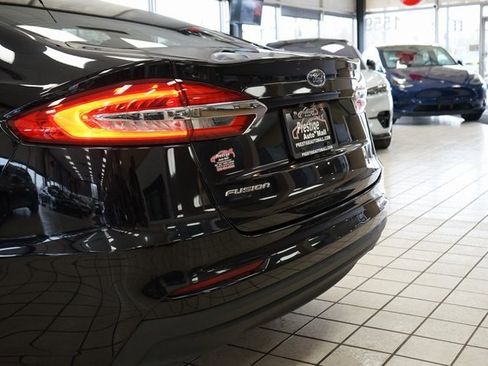 Used 2019 Ford Fusion S image 13