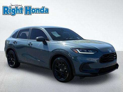 Used 2023 Honda HR-V Sport image 10