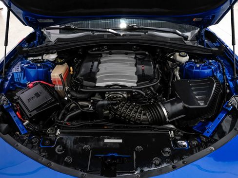 Used 2017 Chevrolet Camaro SS RWD image 49