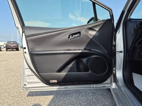 Used 2016 Toyota Prius Two FWD image 13