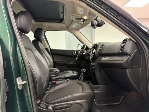 Used 2017 MINI Cooper Countryman Cooper FWD image 10