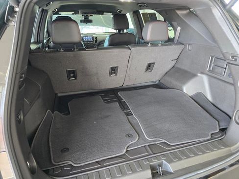 Used 2022 Chevrolet Equinox RS w/ RS Leather Package FWD image 15