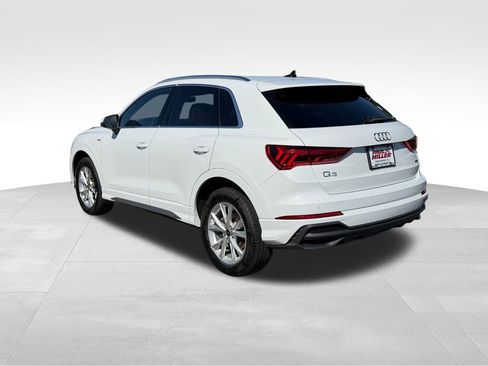 Used 2023 Audi Q3 2.0T Premium Plus w/ Premium Plus Package AWD/4WD image 6