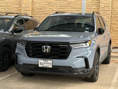 Used 2025 Honda Pilot Black Edition