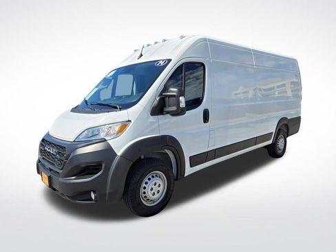 Used 2024 RAM ProMaster 3500 w/ Convenience Group FWD image 9