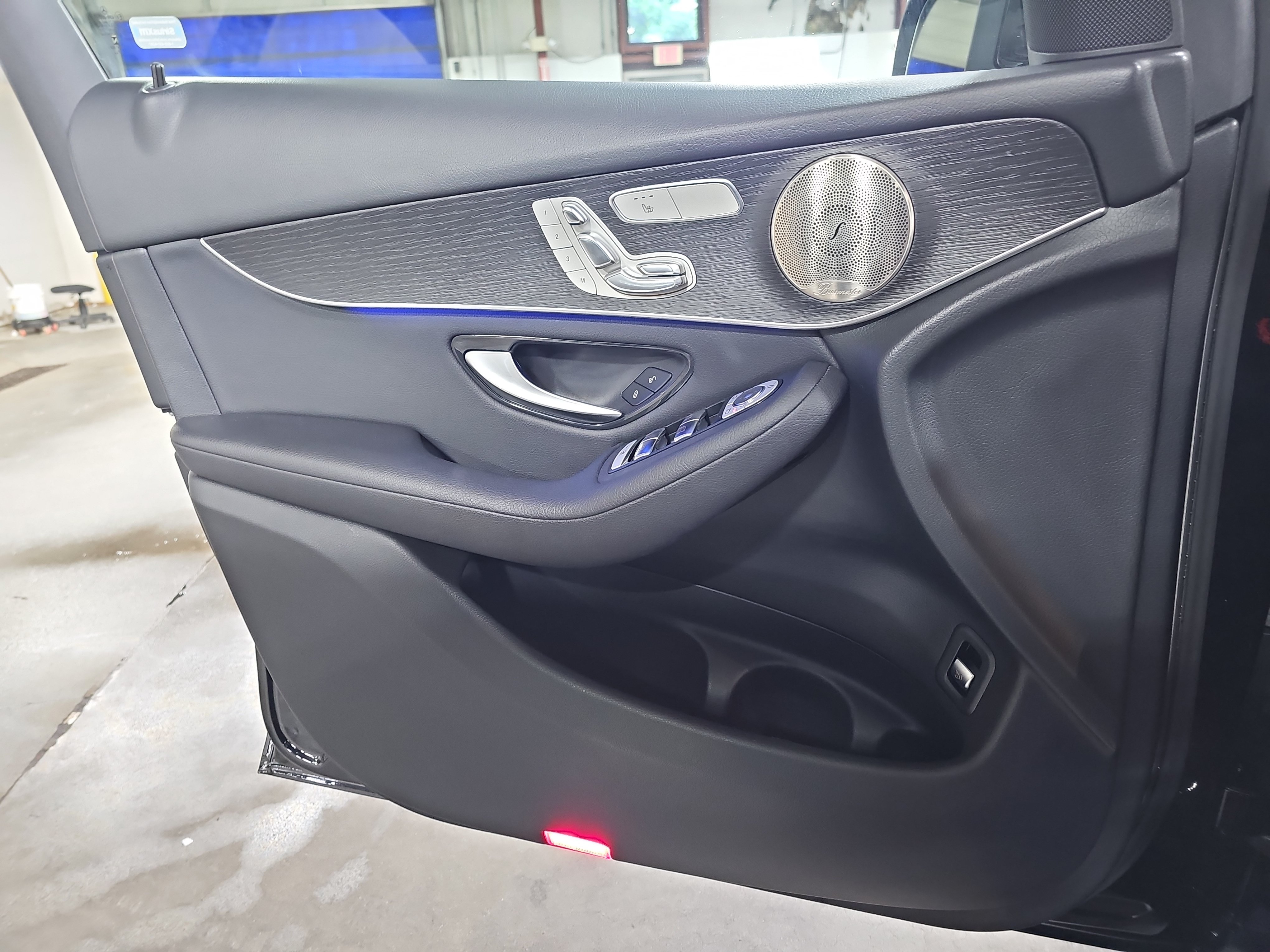Used 2021 Mercedes-Benz GLC 300 4MATIC image 26