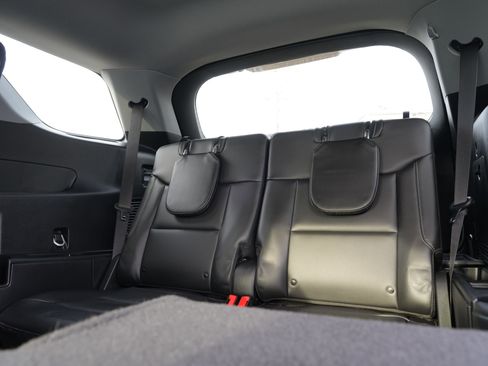 Used 2023 Ford Explorer XLT w/ Equipment Group 202A image 27