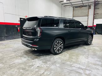 Used 2025 Chevrolet Suburban High Country video 2