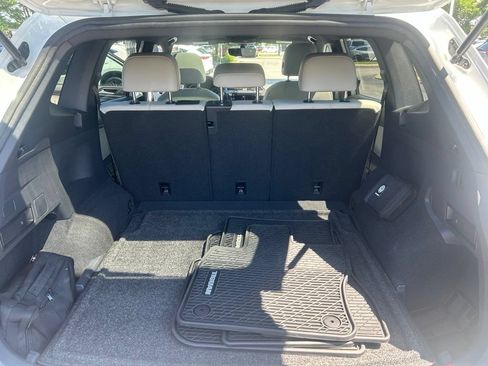 Used 2021 Volkswagen Tiguan SE R-Line AWD/4WD image 18