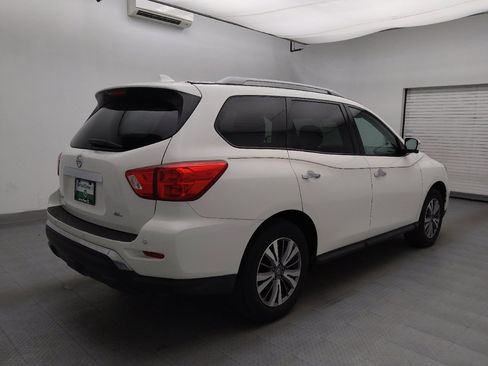 Used 2020 Nissan Pathfinder SL FWD image 9