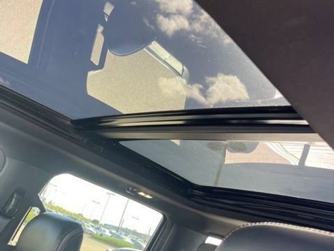 Used 2020 Ford F150 Platinum w/ Equipment Group 701A Luxury image 16