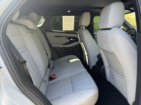 Used 2026 Land Rover Range Rover Evoque S image 19