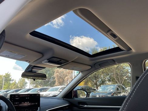 New 2025 Nissan Altima 2.5 SL image 17