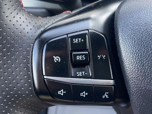 Used 2024 Ford Escape ST-Line image 13