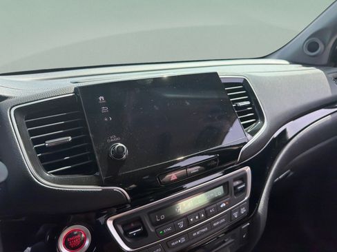 Used 2020 Honda Pilot Touring image 25