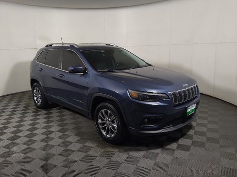 Used 2021 Jeep Cherokee Latitude Lux w/ Sun & Sound Group AWD/4WD image 11