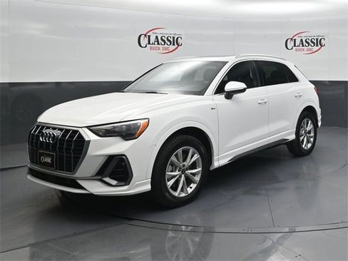 Used 2021 Audi Q3 2.0T Premium w/ Convenience Package image 3