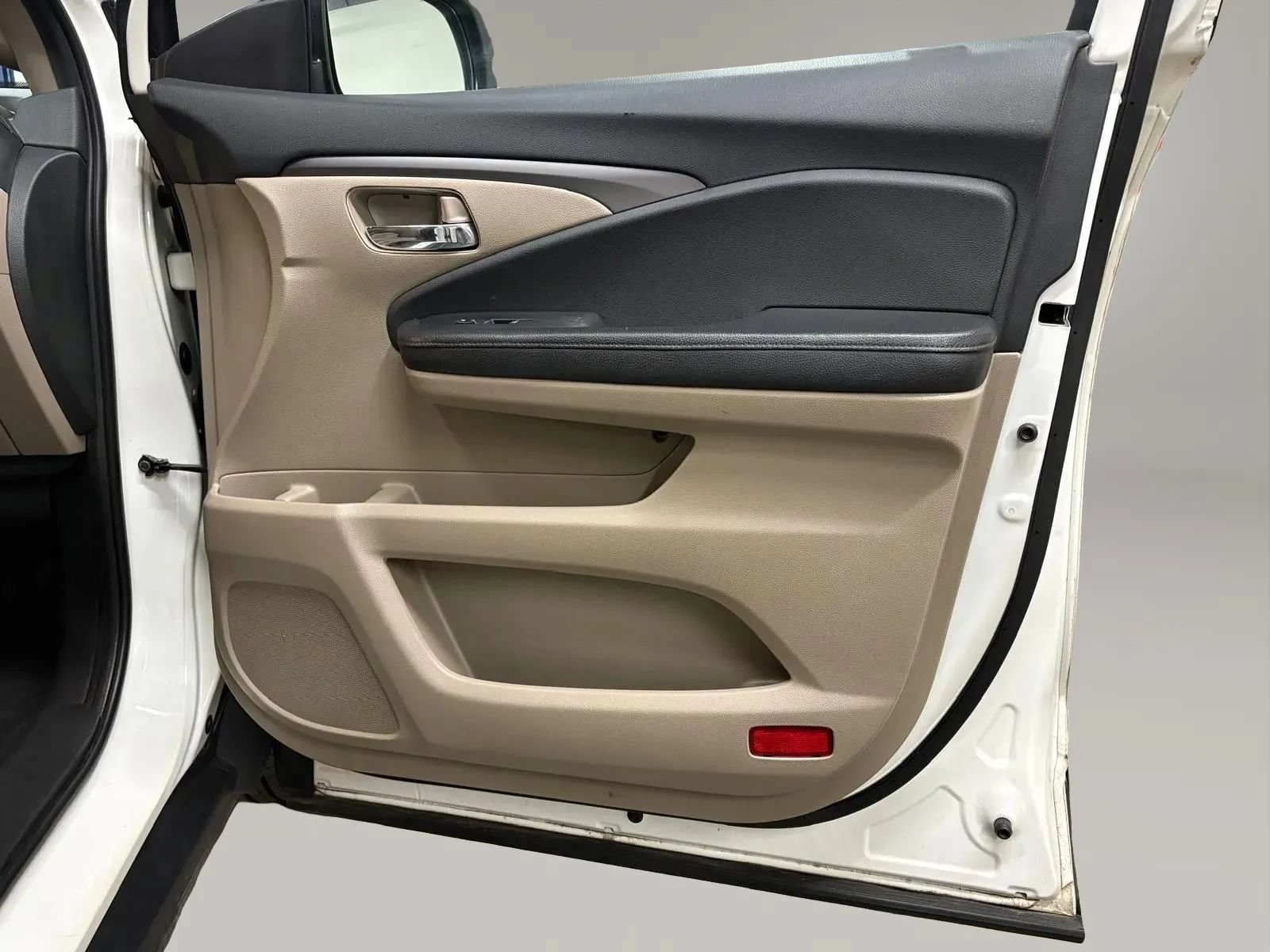 Used 2017 Honda Pilot EX-L image 31
