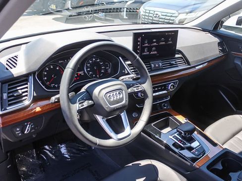 Used 2023 Audi Q5 2.0T Premium AWD/4WD image 22