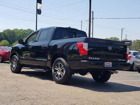Certified 2024 Nissan Titan SV w/ SV Convenience Package image 4